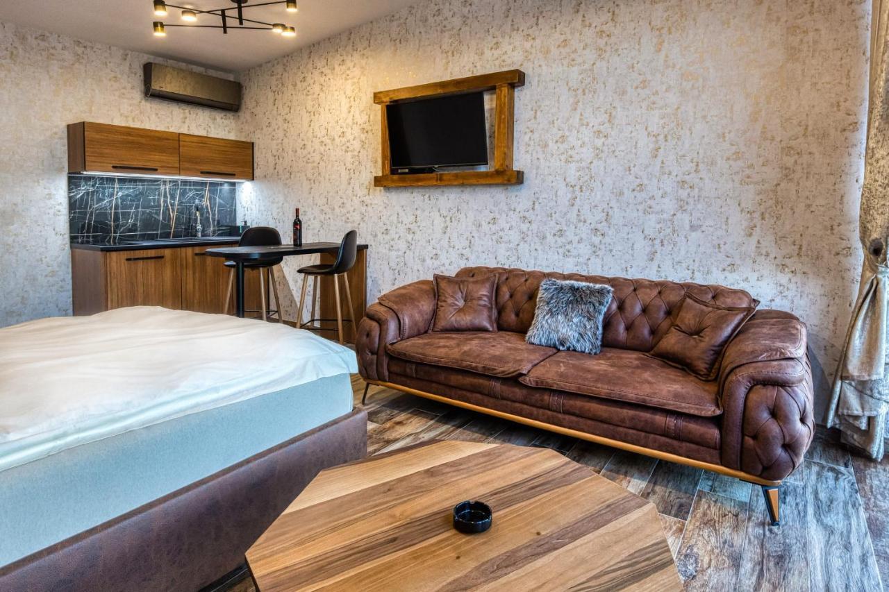 Apartmani Tiske Noci Bečej Εξωτερικό φωτογραφία